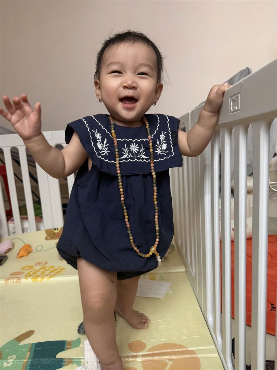 Chạm mốc 1 tuổi bằng nụ cười rạng rỡ
